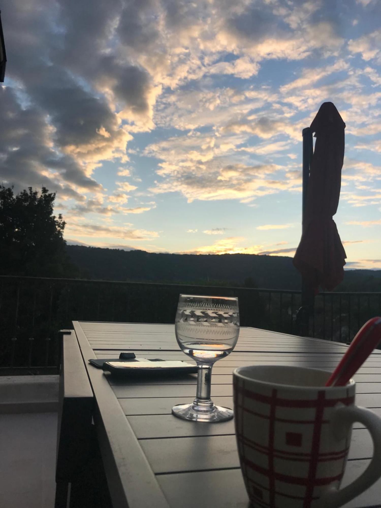 Longue Vue En Arbois Bed & Breakfast ภายนอก รูปภาพ