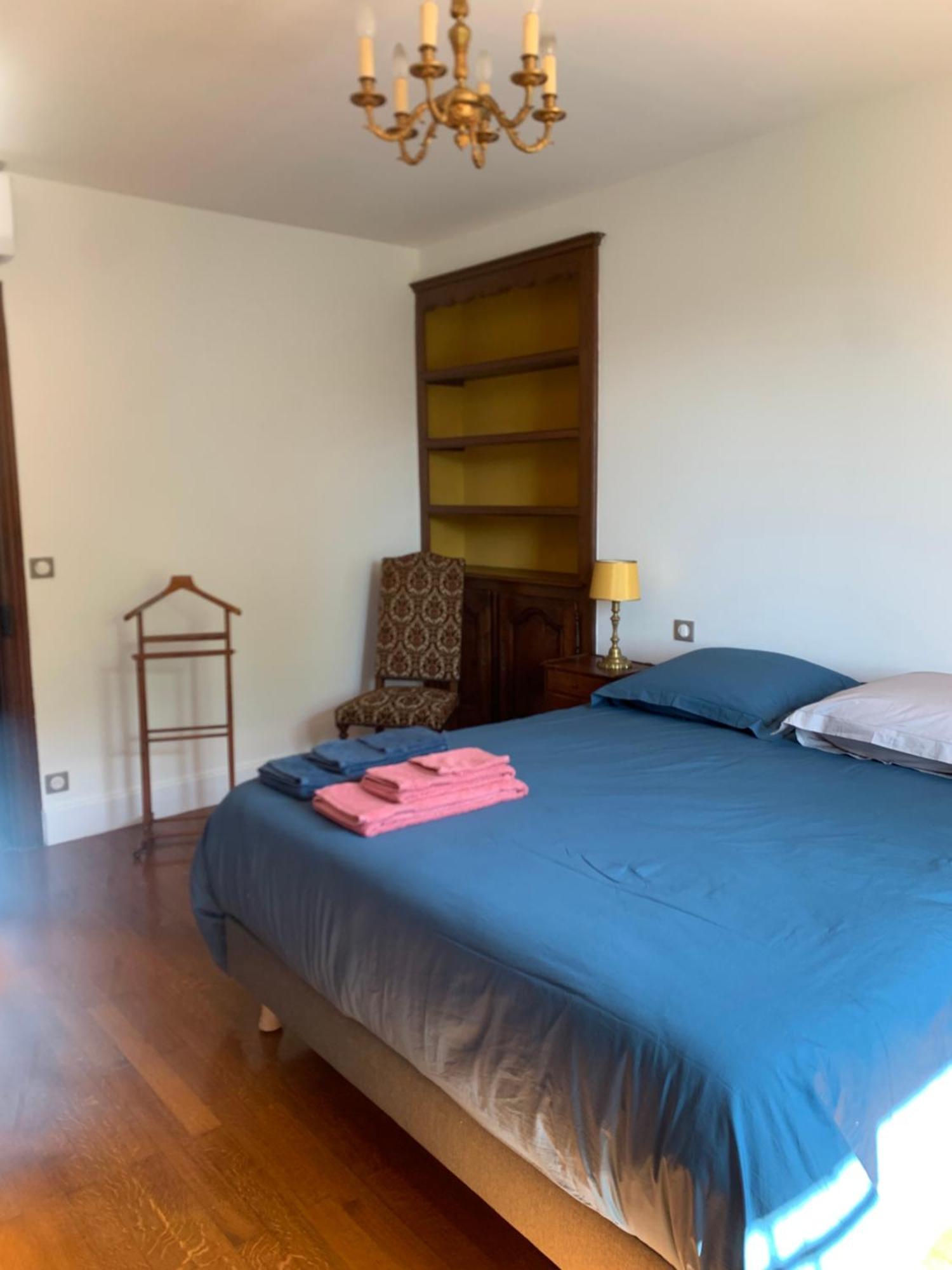 Longue Vue En Arbois Bed & Breakfast ภายนอก รูปภาพ